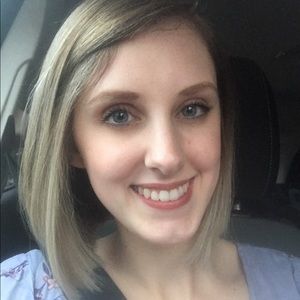 Meet your Posher, Courtney